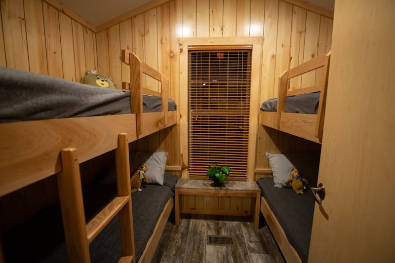 North Shore Yogi Bear™ Cabin-4